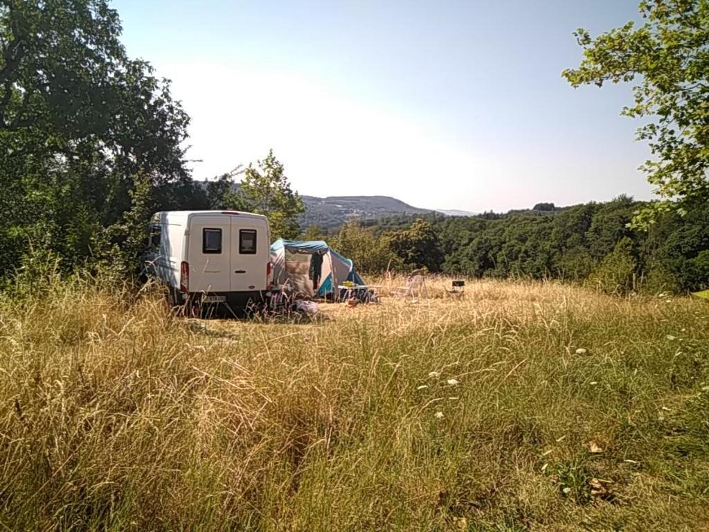 Camping La Foret Du Morvan Larochemillay Exterior foto